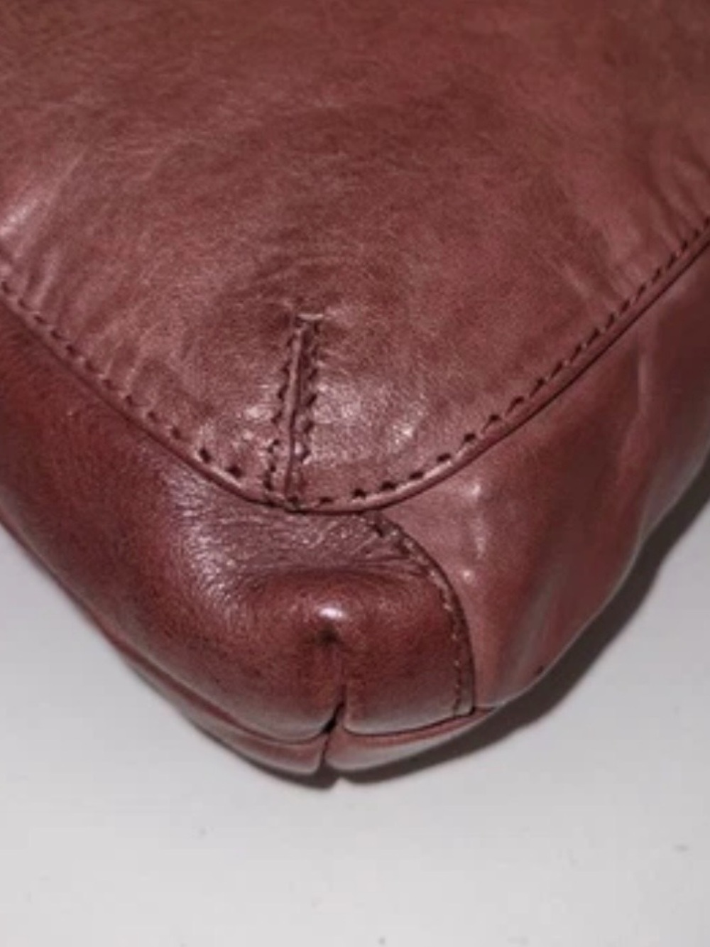 Cochoa Leather Crossbody Shoulder Bag Cognac Brown - Picture 8 of 16